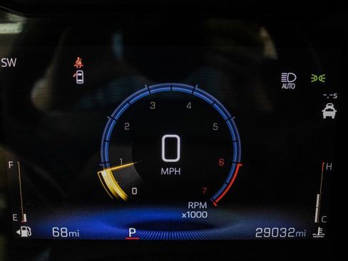 Used 2024 Chevrolet Trax LT w/ Driver Confidence Package image 13