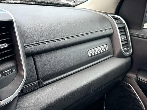 Used 2022 RAM 1500 Laramie AWD/4WD image 19