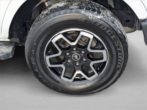 Used 2022 Ford Bronco Outer Banks image 27