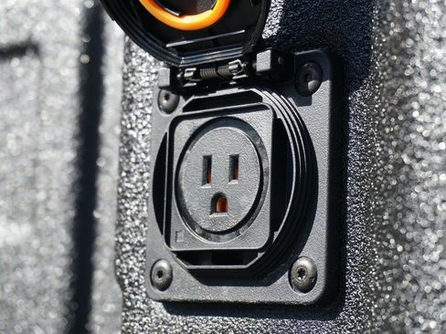 New 2026 GMC Sierra 1500 AT4 w/ Technology Package image 10