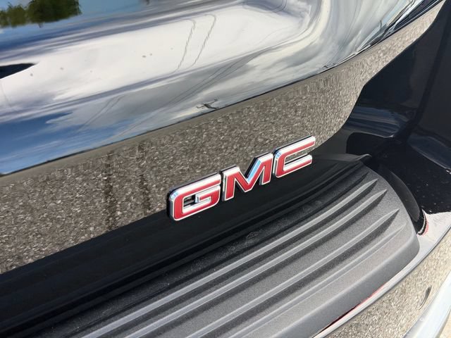New 2026 GMC Yukon Denali w/ Denali Reserve Package AWD/4WD image 16