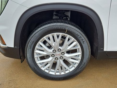 Used 2024 GMC Acadia Elevation image 5