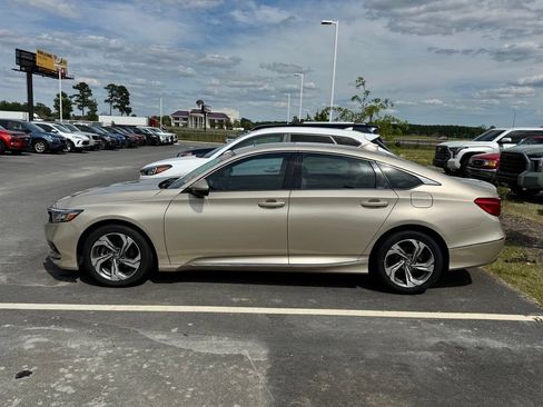 Used 2018 Honda Accord EX-L image 6