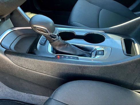 Used 2024 Chevrolet Malibu LT FWD image 20