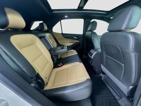 Used 2022 Chevrolet Equinox Premier AWD/4WD image 27