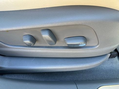 Used 2019 Cadillac XT5 Premium Luxury image 11