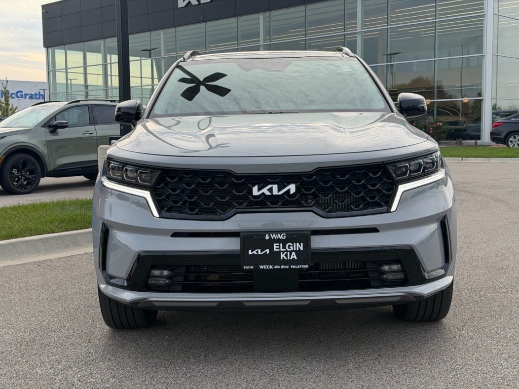 Used 2023 Kia Sorento SX AWD/4WD image 2