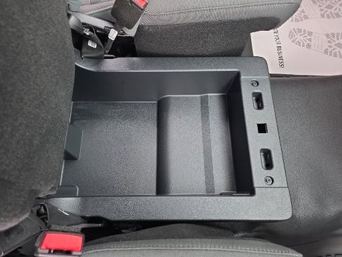 Used 2025 Ford F150 XL AWD/4WD image 18