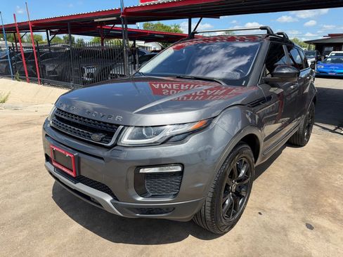 Used 2019 Land Rover Range Rover Evoque SE Premium AWD/4WD image 6