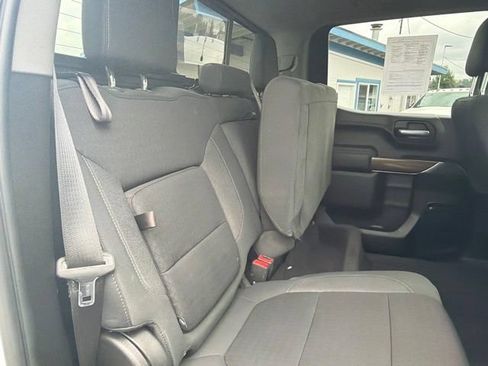 Used 2021 Chevrolet Silverado 1500 LT Trail Boss w/ Convenience Package II AWD/4WD image 13