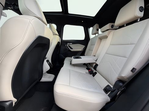 Used 2025 BMW X1 xDrive28i w/ Convenience Package AWD/4WD image 34