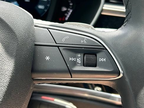 Used 2025 Audi Q3 2.0T Premium AWD/4WD image 28