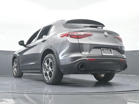 Used 2023 Alfa Romeo Stelvio Sprint image 61