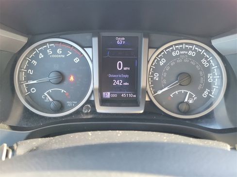 Used 2018 Toyota Tacoma SR5 image 7