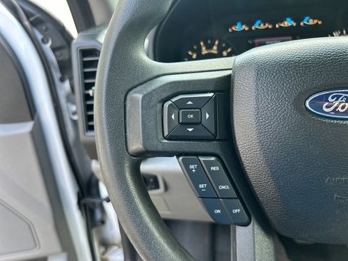 Used 2017 Ford F150 XL w/ Equipment Group 101A Mid RWD image 18