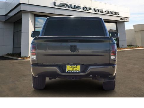 Used 2019 RAM 1500 Express image 3