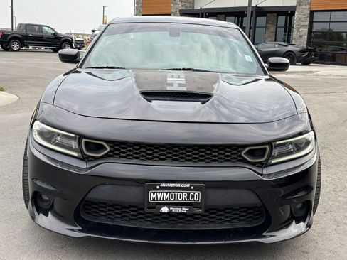 Used 2019 Dodge Charger R/T RWD image 2