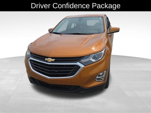 Used 2018 Chevrolet Equinox LT FWD image 9