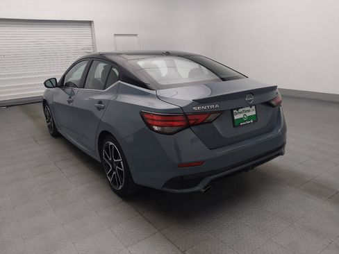 Used 2025 Nissan Sentra SR FWD image 5