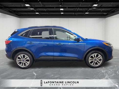 Used 2022 Ford Escape SEL AWD/4WD image 6