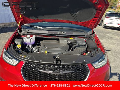 New 2026 Chrysler Pacifica Select image 12