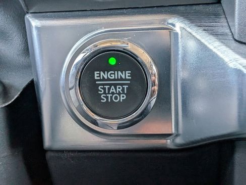 Used 2022 Ford F150 Lariat w/ Equipment Group 501A Mid image 33