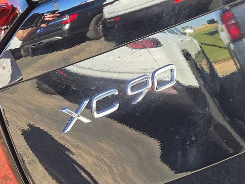 New 2026 Volvo XC90 B6 Ultra image 11