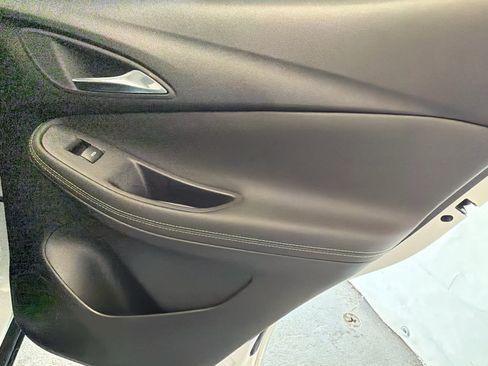 Used 2024 Buick Encore GX Preferred FWD image 31