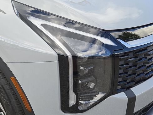 New 2026 Kia Sportage EX image 5