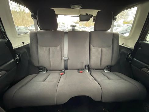 Used 2014 Jeep Wrangler Unlimited Sport w/ Quick Order Package 24S AWD/4WD image 23