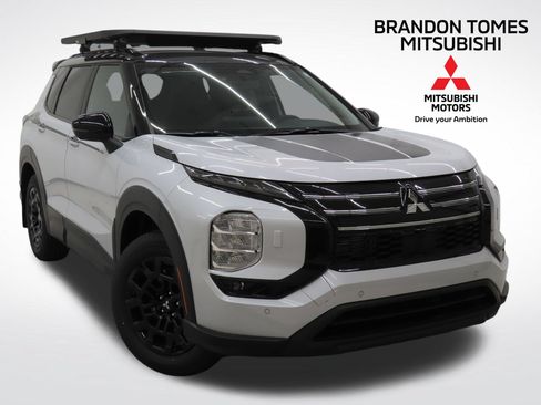 New 2026 Mitsubishi Outlander AWD image 1