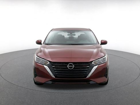 Used 2025 Nissan Sentra SV FWD image 2