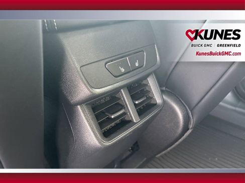 New 2026 GMC Terrain Denali w/ LPO, Floor Liner Package image 33