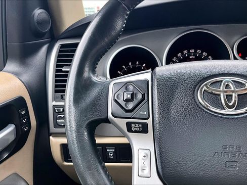 Used 2017 Toyota Sequoia Limited w/ Safety & Convenience Package AWD/4WD image 24
