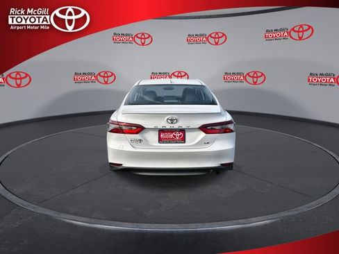 Used 2024 Toyota Camry LE w/ Convenience Package FWD image 7