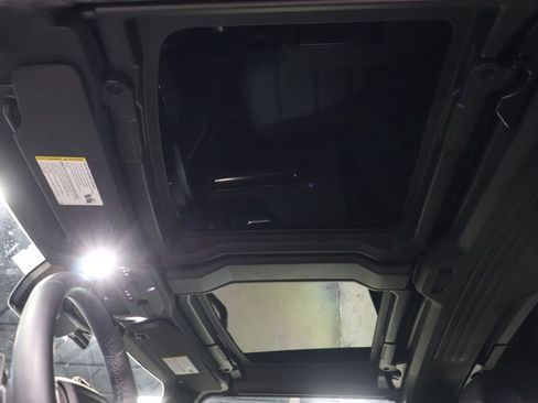 Used 2025 GMC Hummer EV 3X w/ LPO, Cargo Utility Package image 41