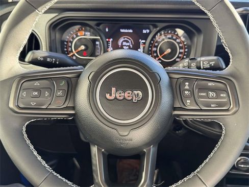 Used 2025 Jeep Wrangler Sport S image 20