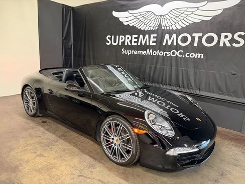 Used 2015 Porsche 911 Carrera S image 8