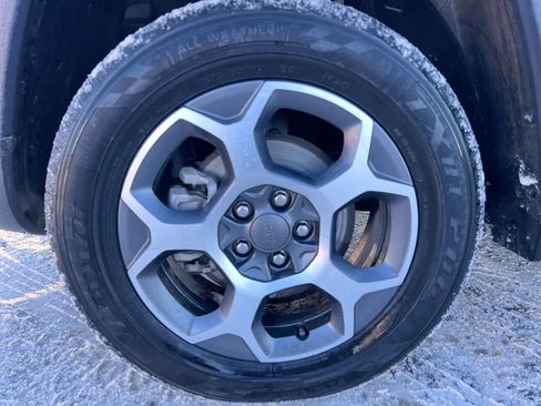 Used 2022 Jeep Compass Trailhawk w/ Trailhawk Elite Group image 10