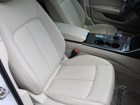 Used 2019 Audi A6 2.0T Premium Plus w/ Premium Plus Package AWD/4WD image 14