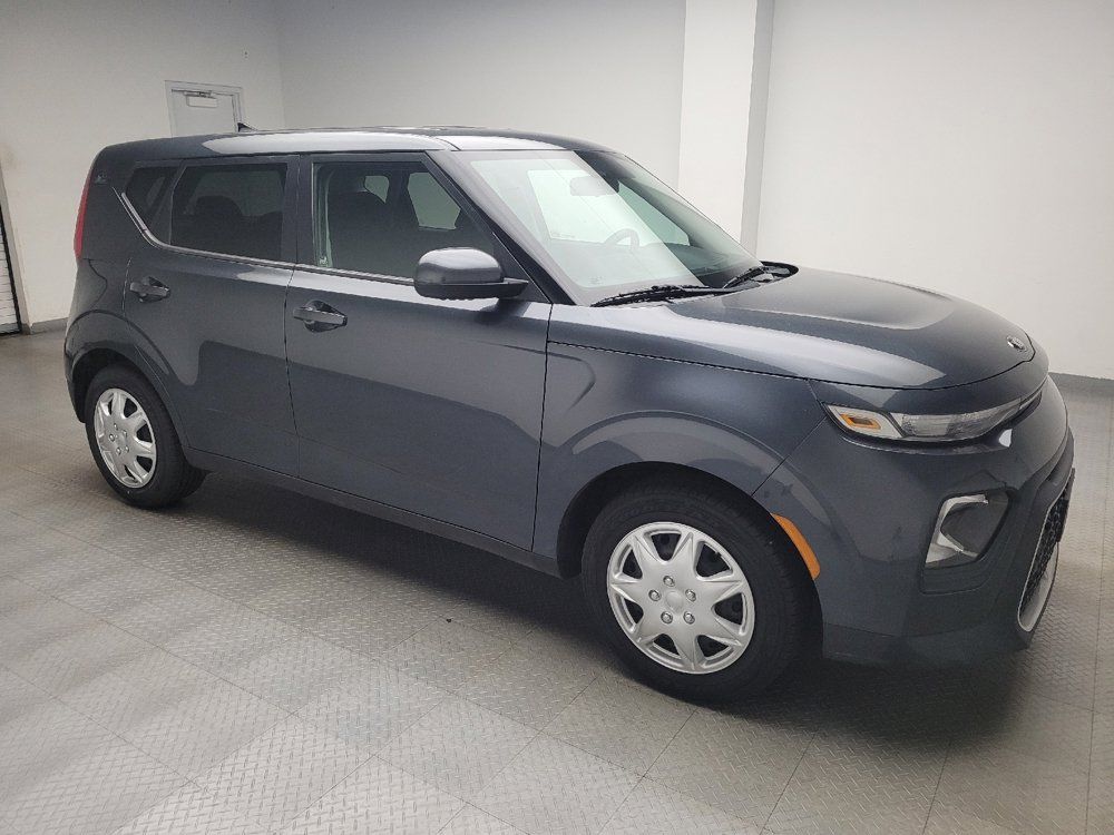 Used 2020 Kia Soul LX FWD image 11