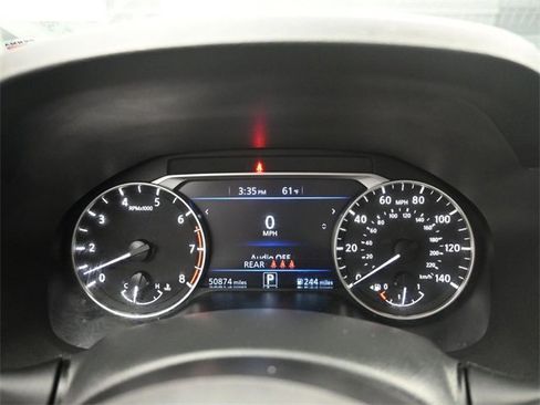 Used 2024 Nissan Altima 2.5 SV image 10