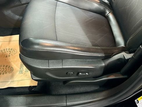 Used 2019 Chevrolet Trax LT w/ Driver Confidence Package image 19