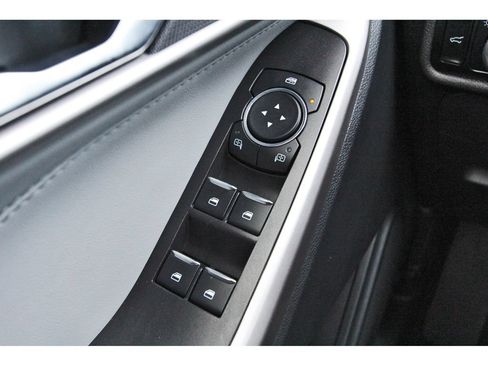Certified 2024 Ford Explorer XLT w/ Equipment Group 202A RWD image 21