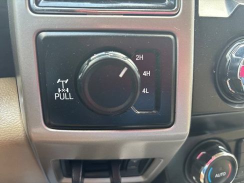 Used 2020 Ford F250 Lariat w/ Lariat Ultimate Package AWD/4WD image 34