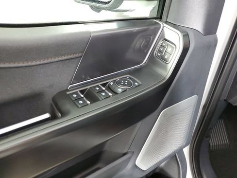 Used 2022 Ford F150 Raptor w/ Equipment Group 801A High AWD/4WD image 19