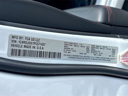 Used 2023 Dodge Durango GT image 39