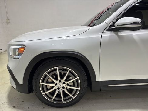 Used 2021 Mercedes-Benz GLB 35 AMG GLB 35 AMG w/ Premium Package image 7