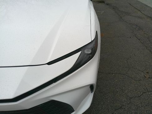 Used 2026 Toyota Camry LE image 6