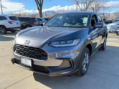 Certified 2026 Honda HR-V LX image 9